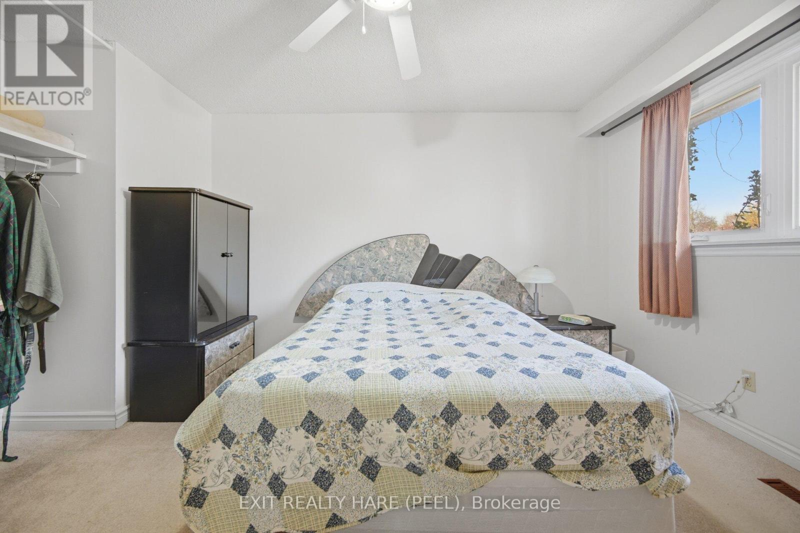 30 THORSBY COURT - 28