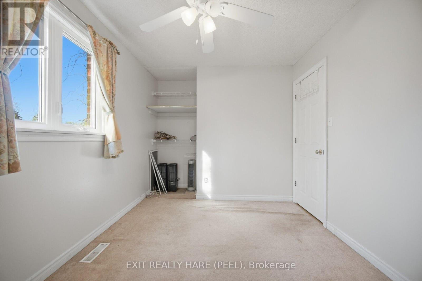 30 THORSBY COURT - 33