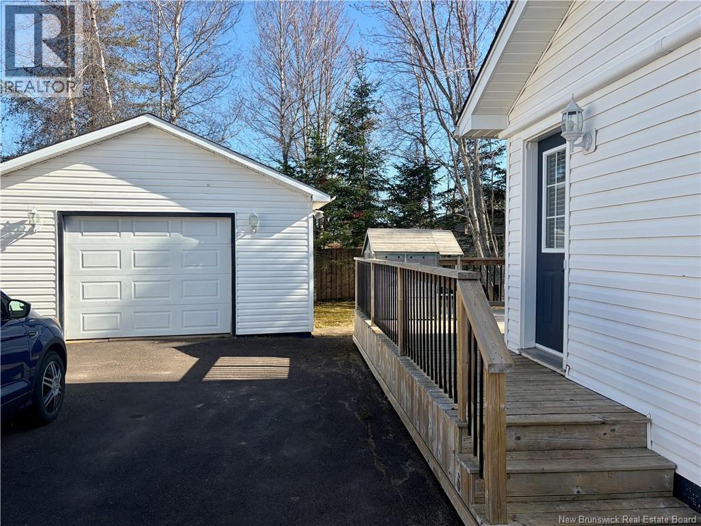 413 Mandeville Street - 4