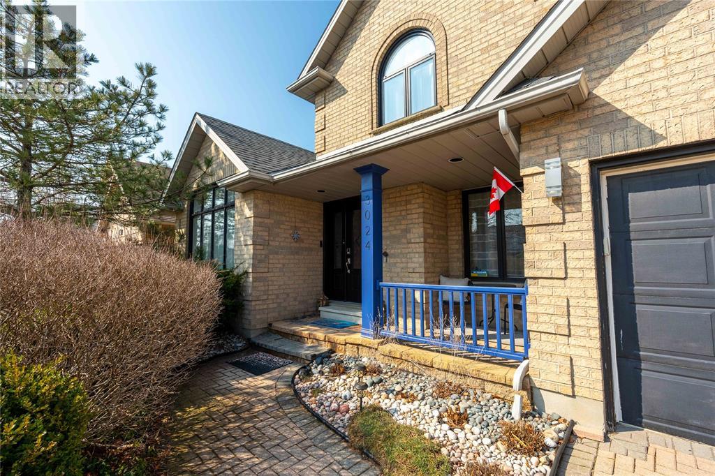 3024 Maidstone CRESCENT, Sarnia, Ontario, N0N1C0 — Photo 2