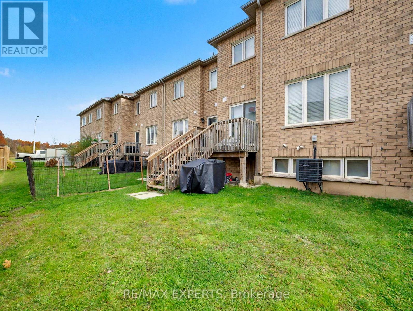 7790 WHITE PINE CRESCENT - 7