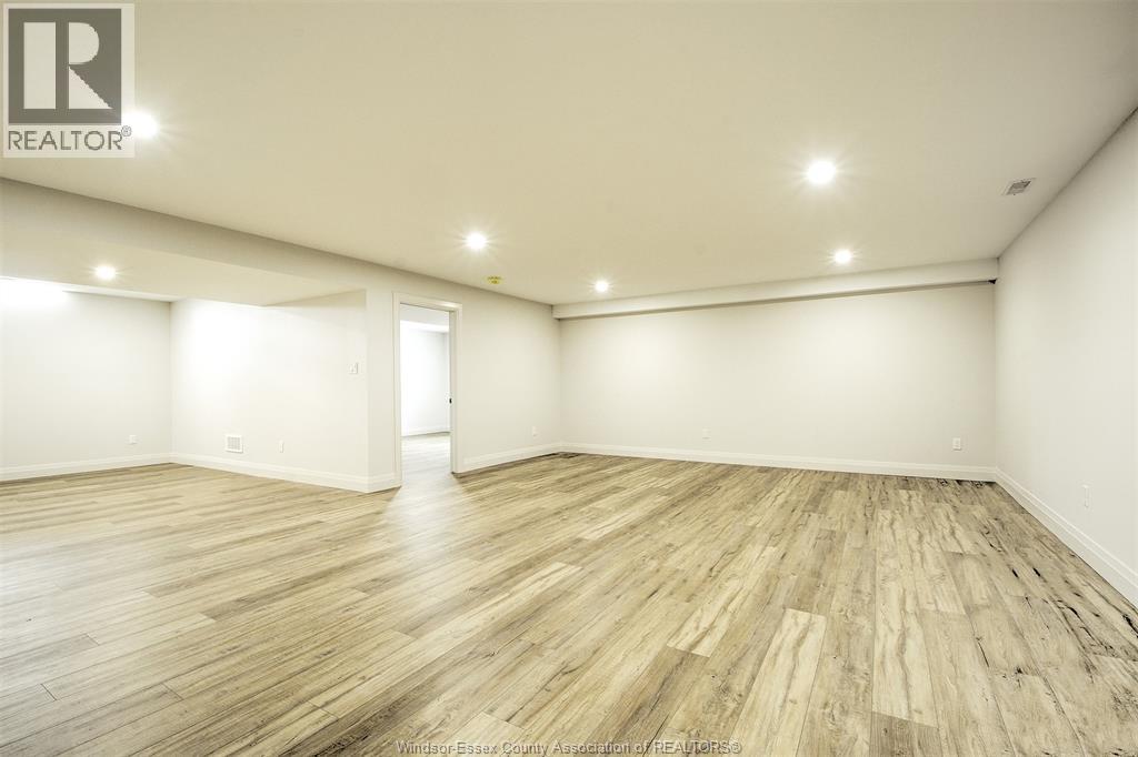 19 MULBERRY COURT - 26