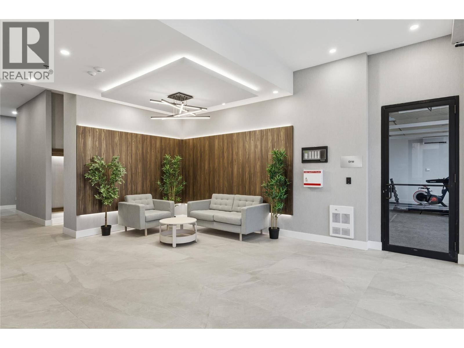 TH4 1390 Pridham Avenue, Kelowna