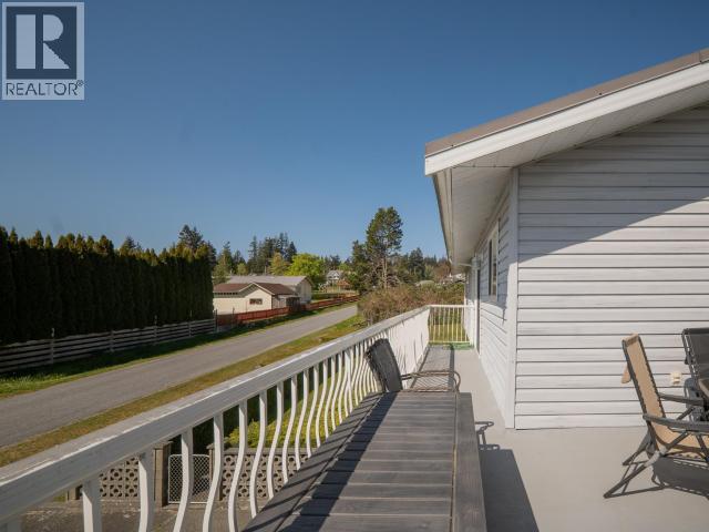 3271 OAK STREET - 21