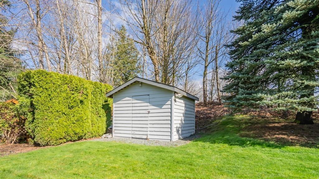 2977 SOUTHERN CRESCENT — photo 33