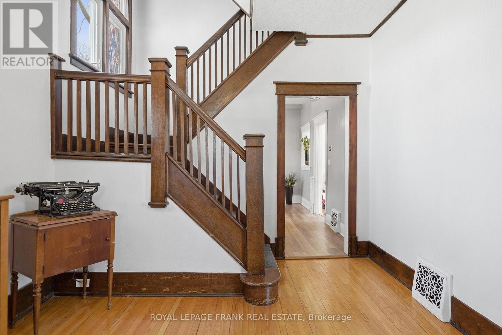 125 GLENELG STREET W - 11