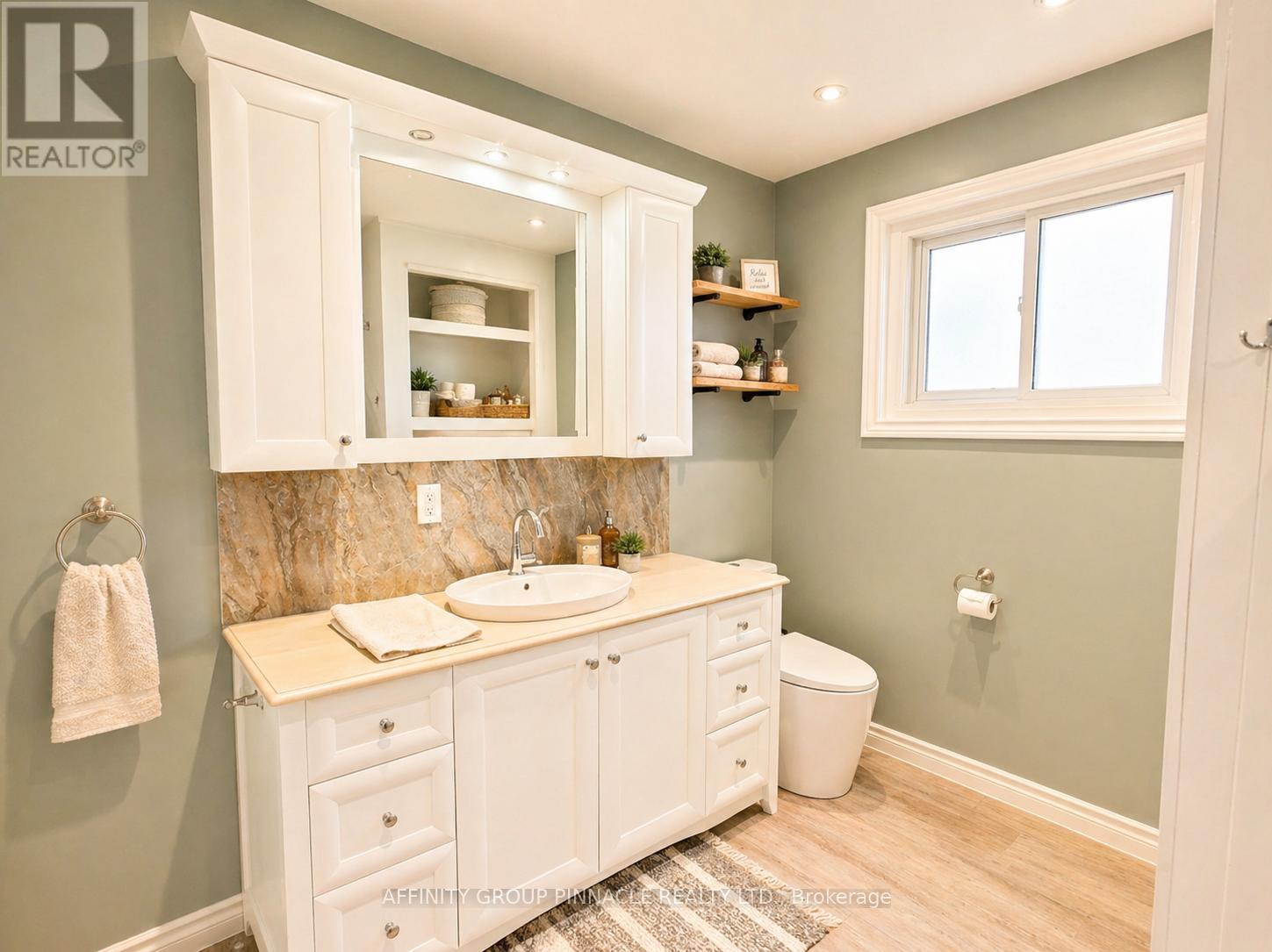 39 MUSKIE DRIVE - 22
