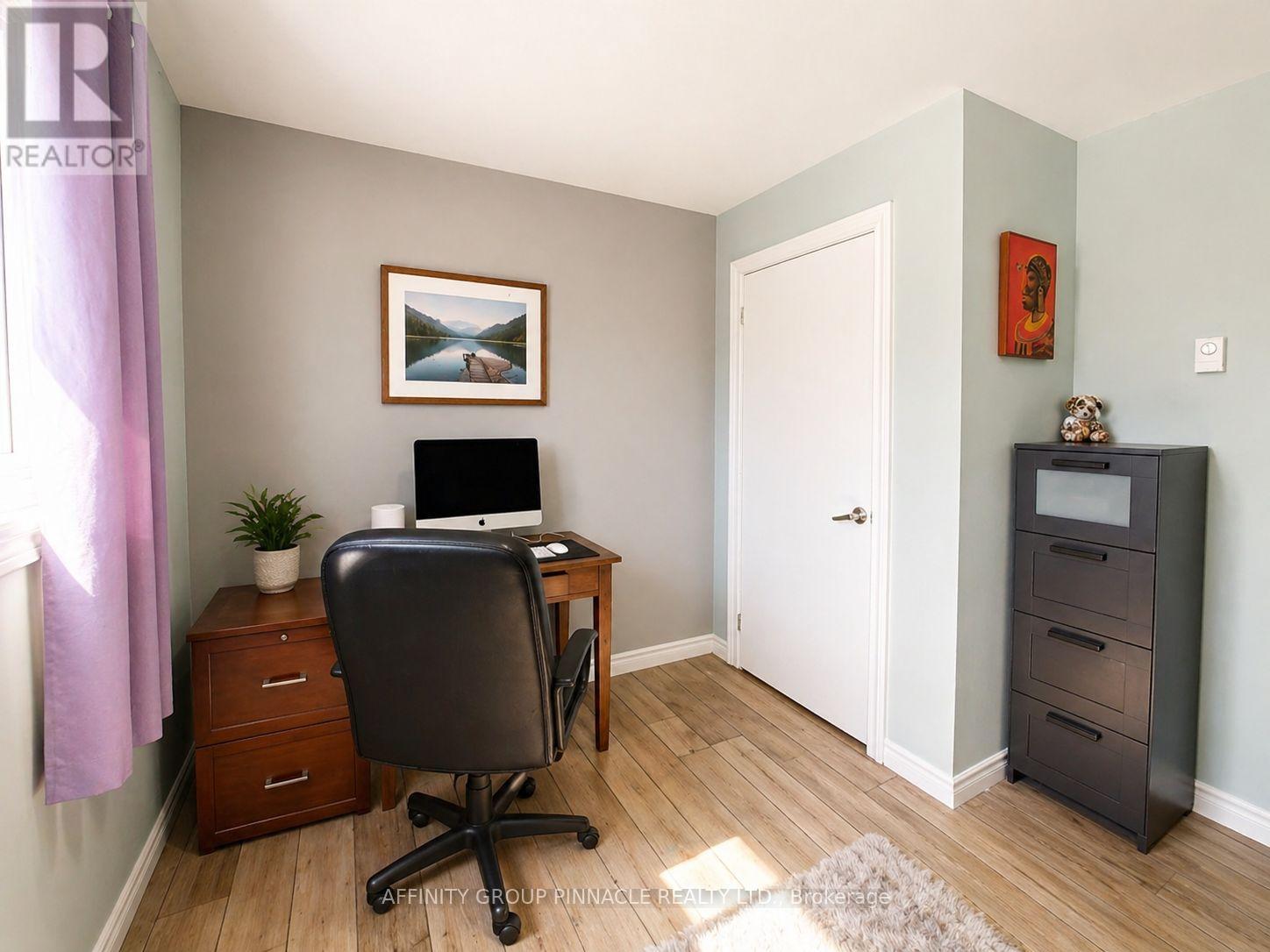 39 MUSKIE DRIVE - 24
