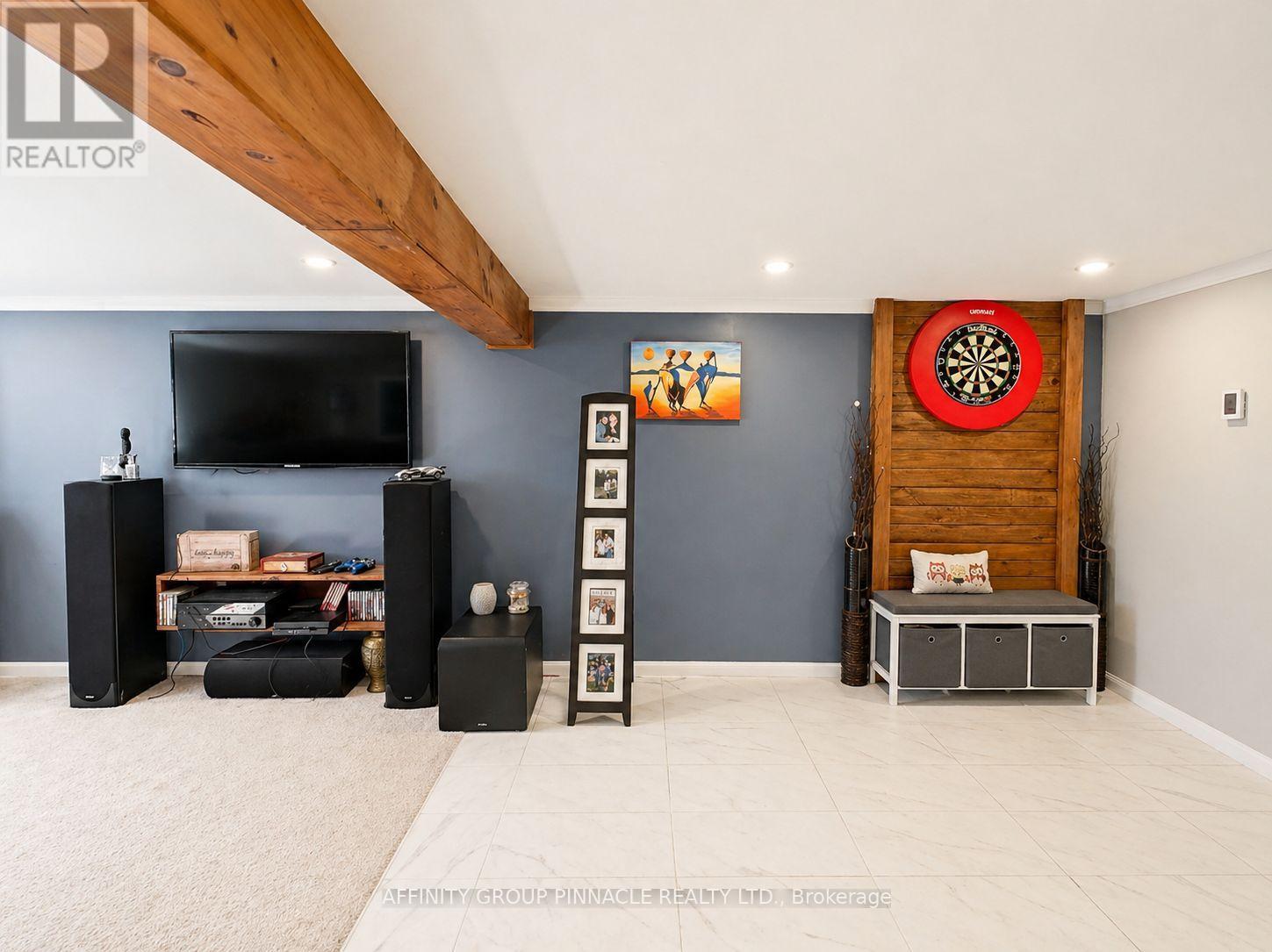 39 MUSKIE DRIVE - 32