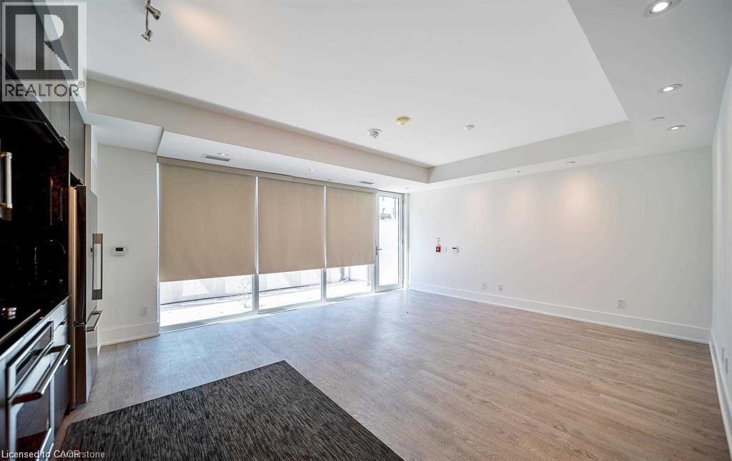 80 VANAULEY Street Unit# 120, Toronto, Ontario, M5T0C9 — Photo 6