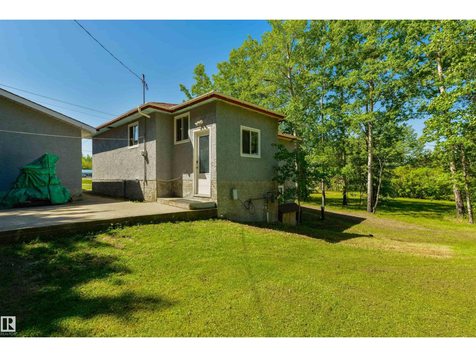 6130 HGHWAY 16, Rural Parkland County