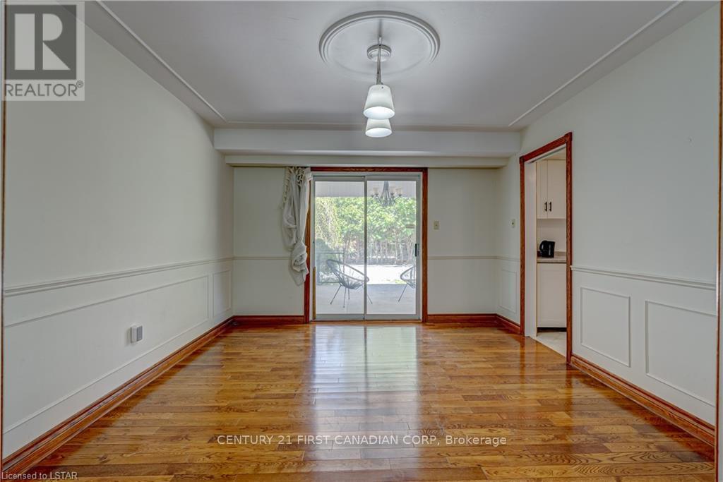 28 REDFORD ROAD - 13