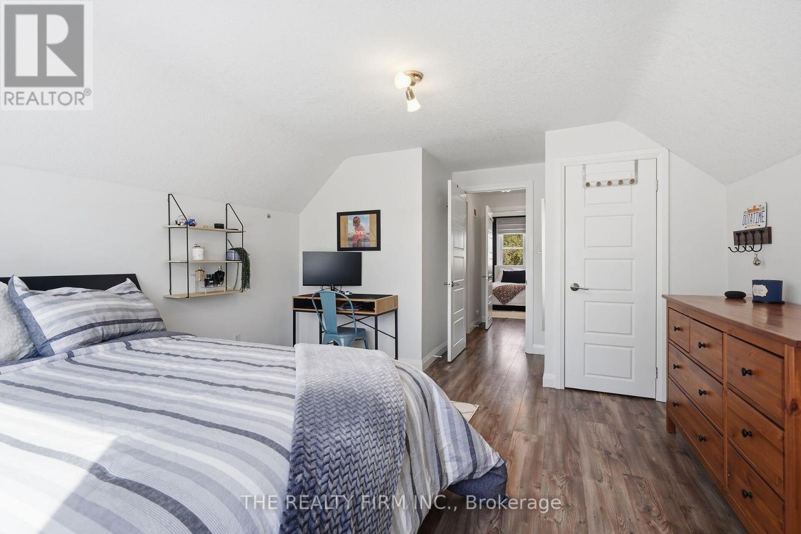 362 RIDOUT STREET S - 24