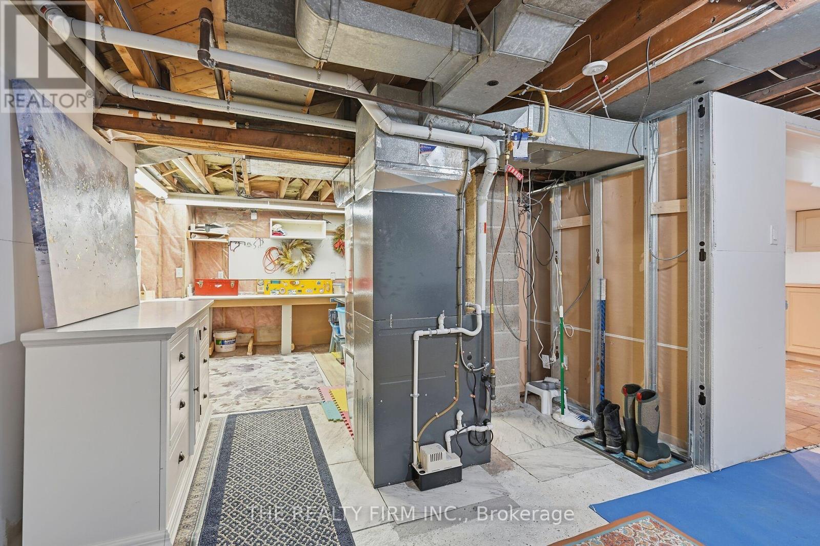 362 RIDOUT STREET S - 37