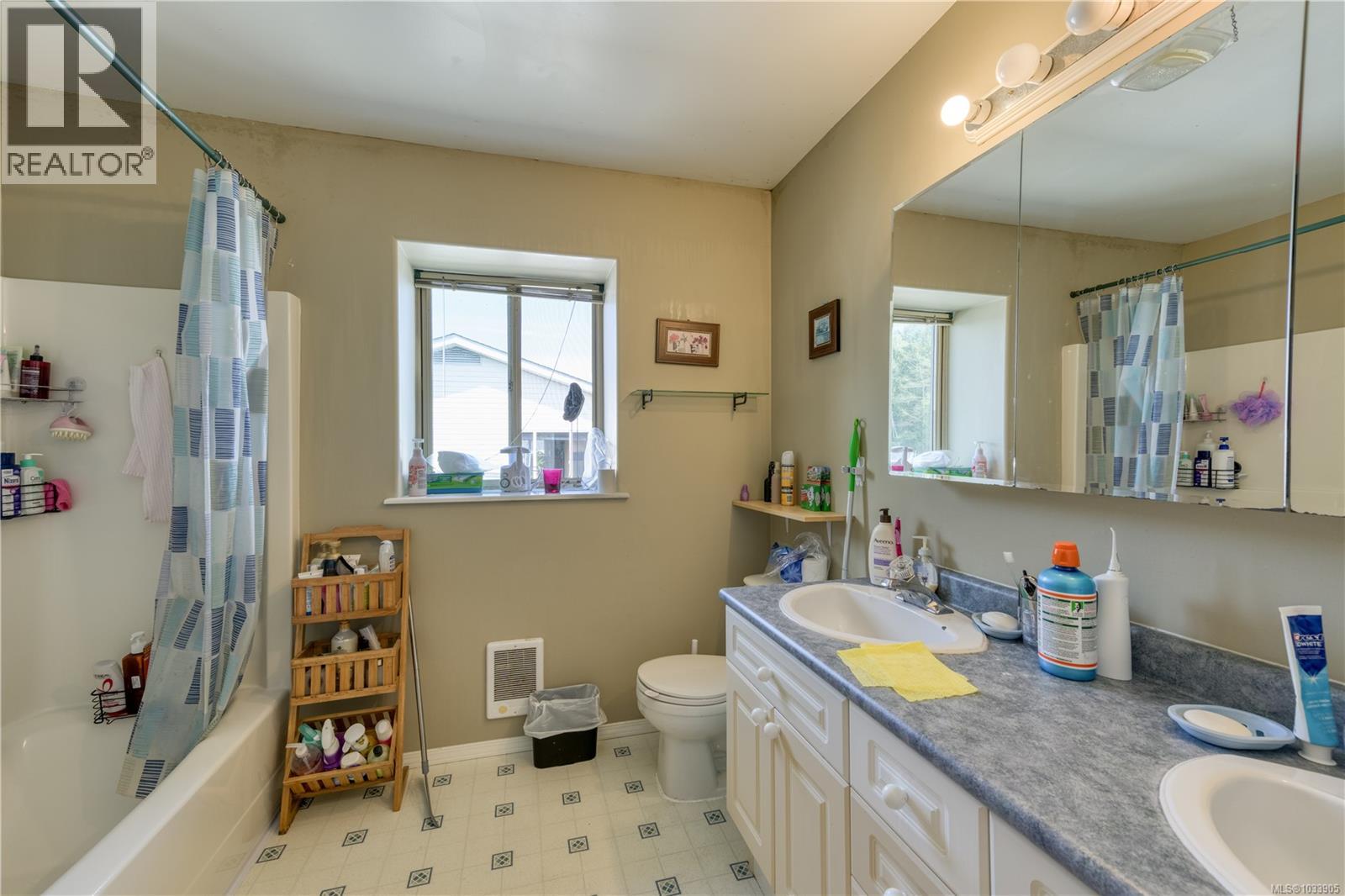 5000 Beaver Harbour Rd - 16