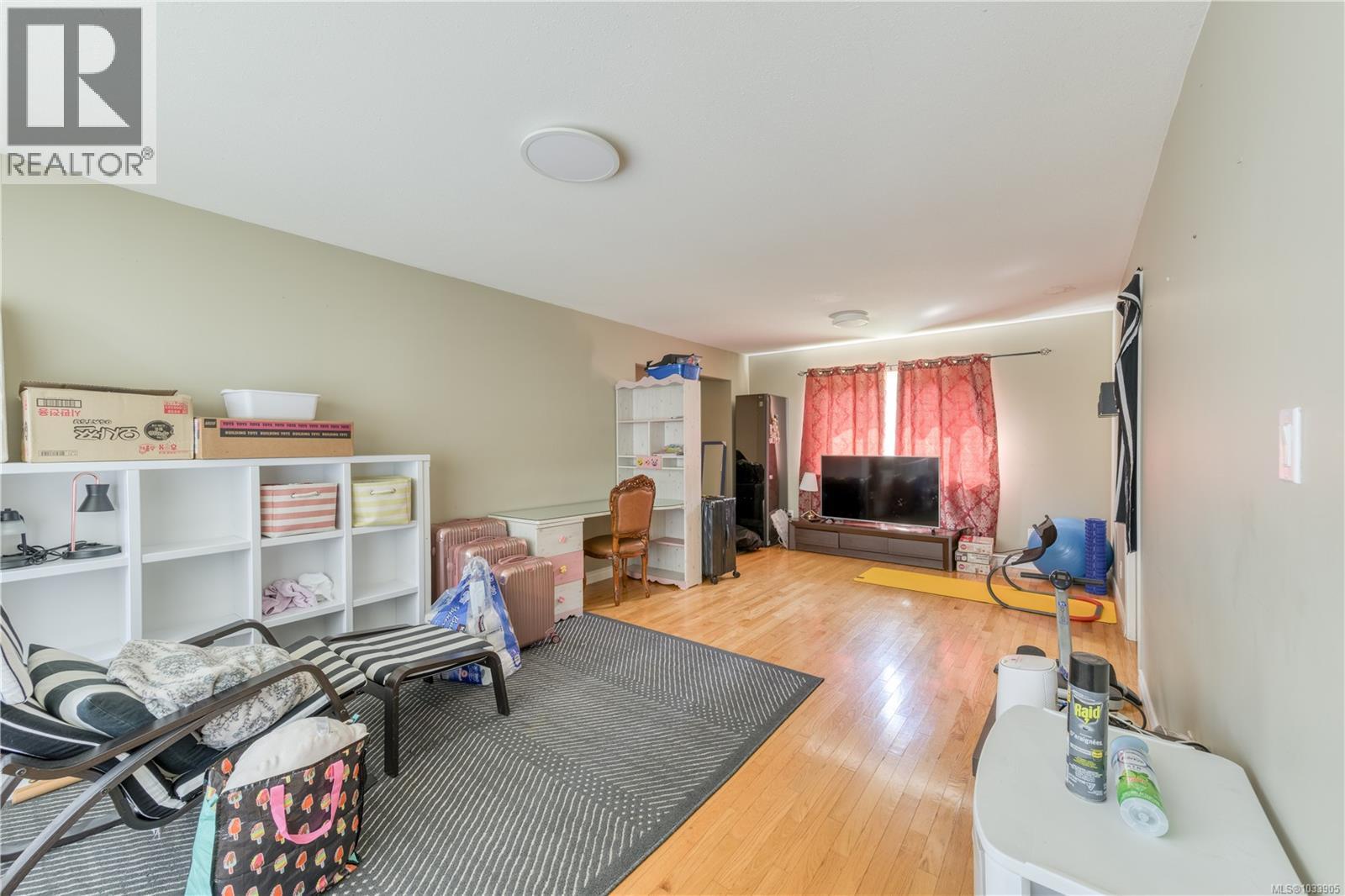 5000 Beaver Harbour Rd - 5