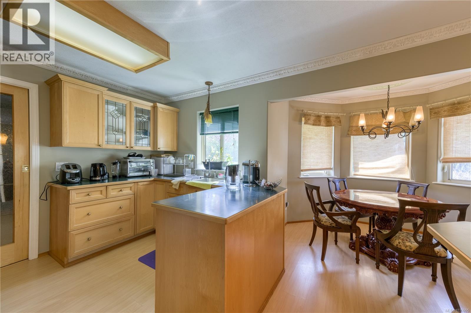 5000 Beaver Harbour Rd - 7