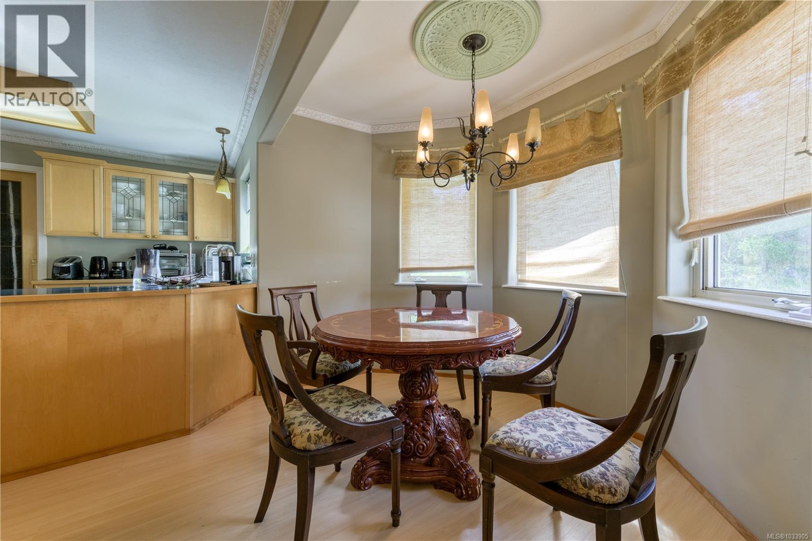 5000 Beaver Harbour Rd - 8