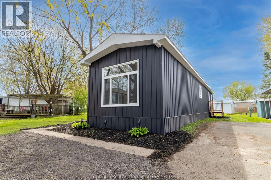 42 London COURT, Chatham, Ontario, N7L4G6 — Photo 3