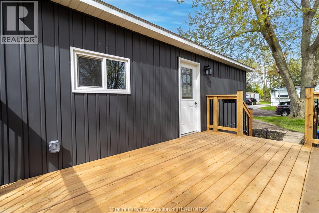 42 London COURT, Chatham, Ontario, N7L4G6 — Photo 5