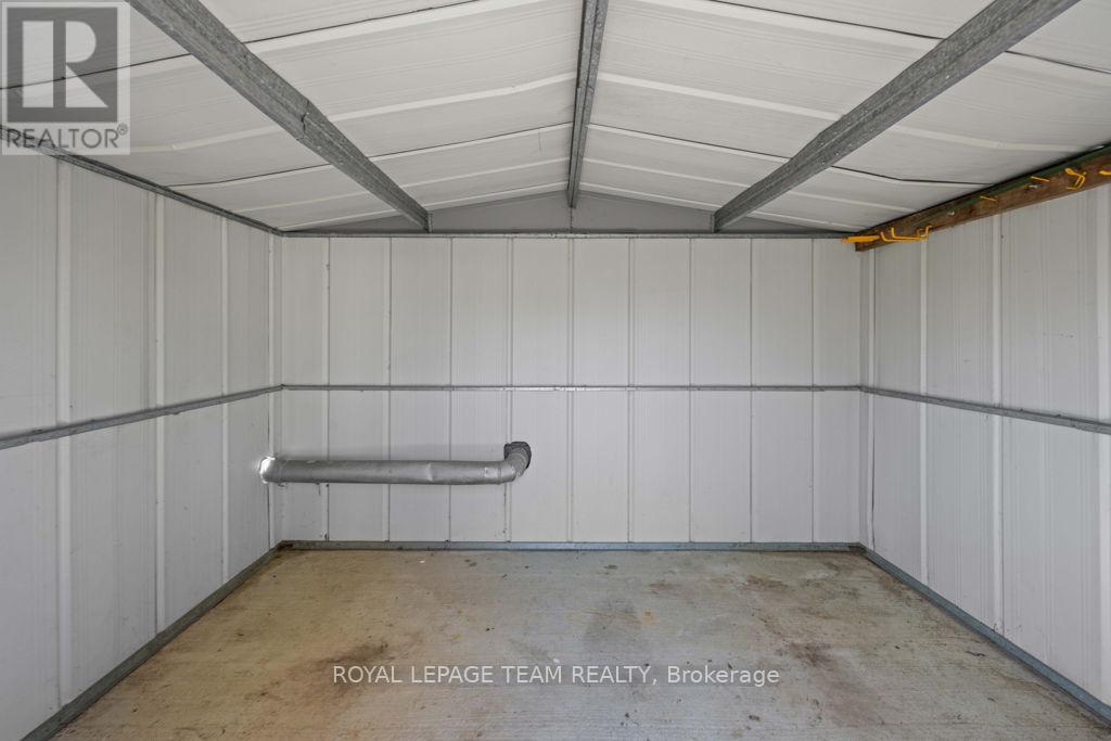 Large Shed (2)
