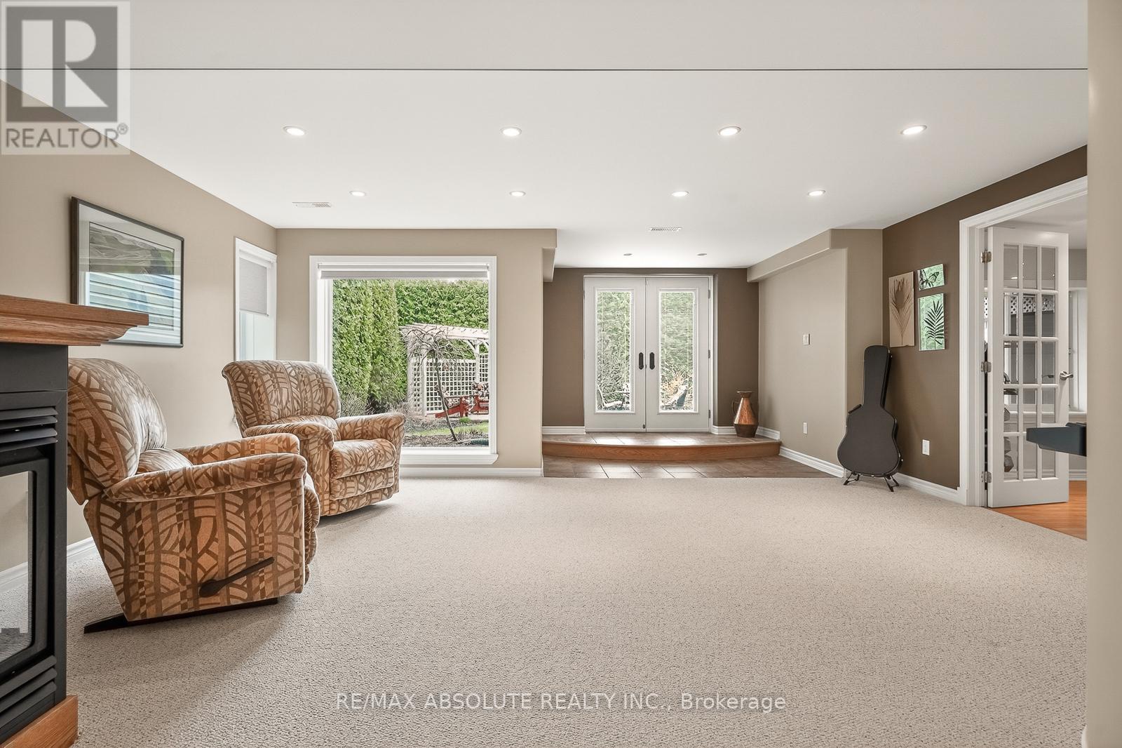 26 FRANKLIN CATHCART CRESCENT - 38