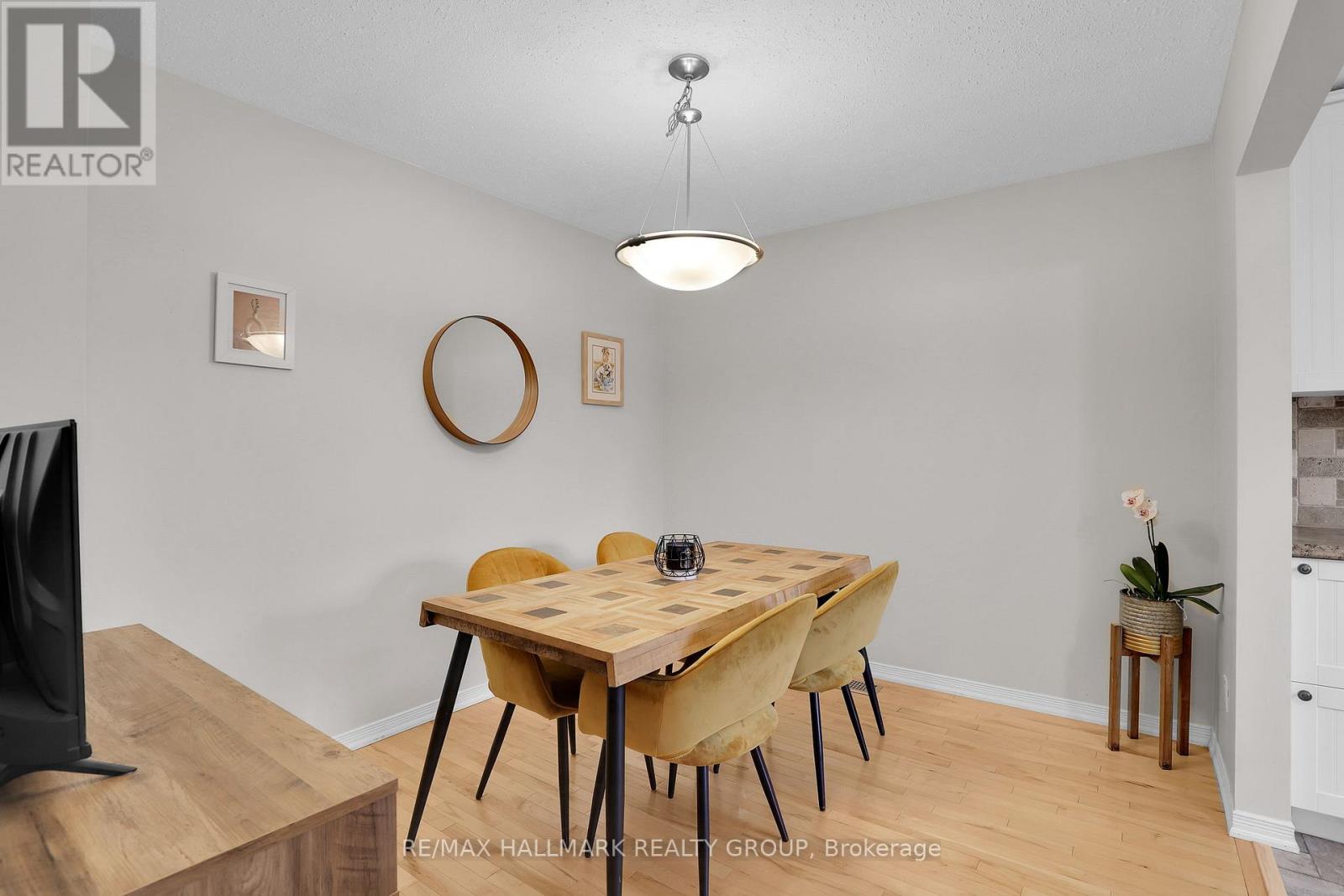 #34 55 BERING COURT - 13
