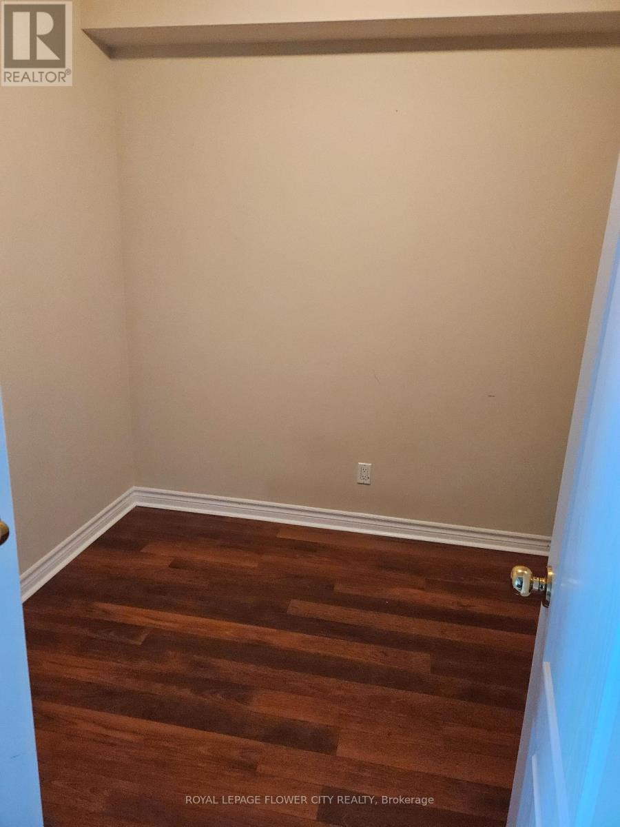 #403 88 PROMENADE CIRCLE - 9