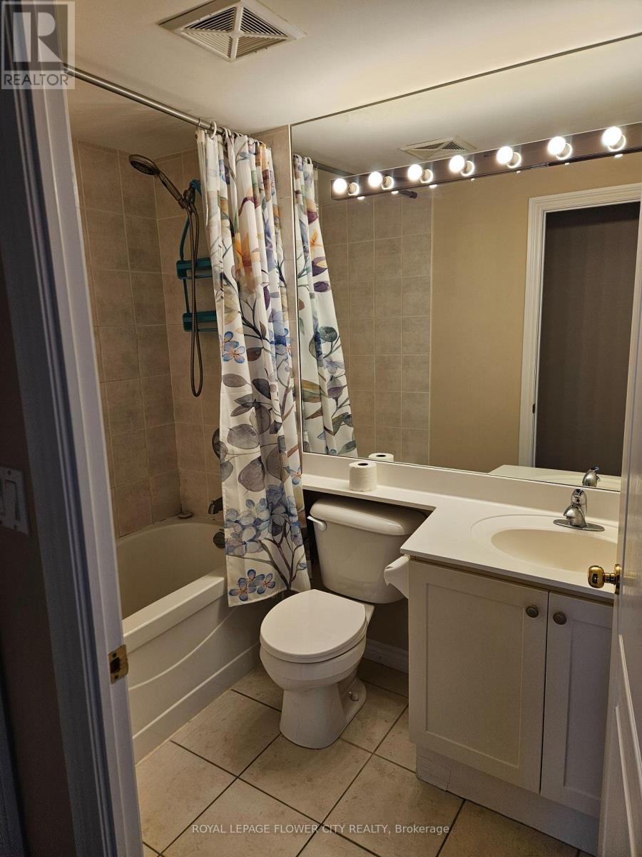 #403 88 PROMENADE CIRCLE - 10