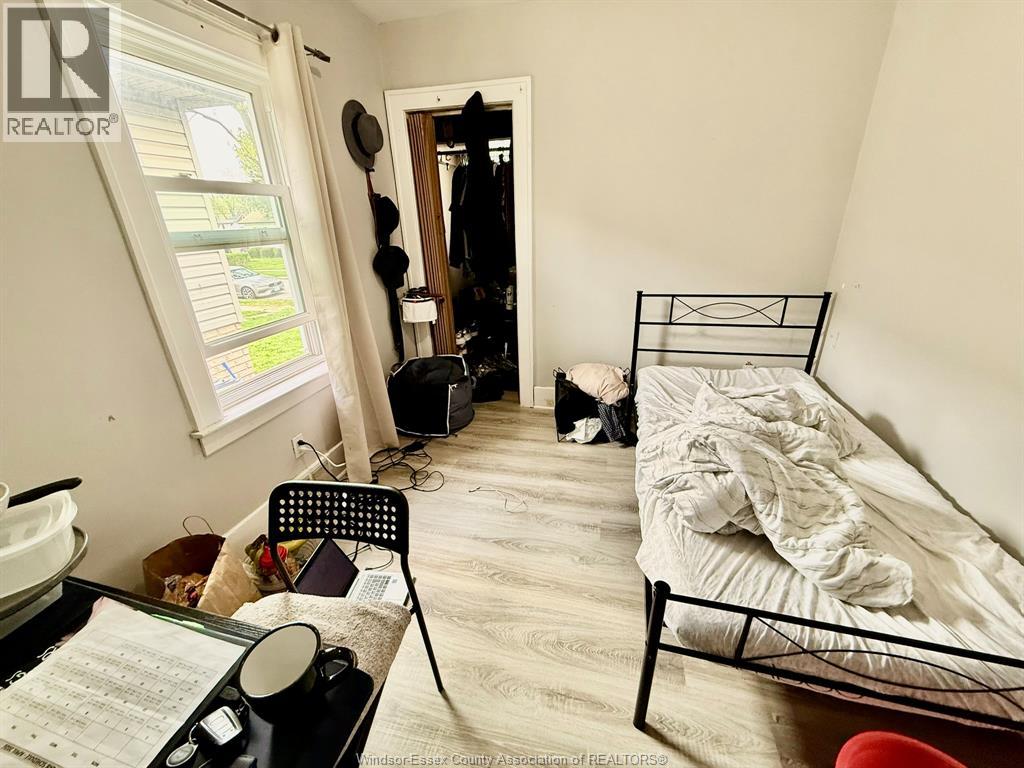 1127 JOSEPHINE AVENUE - 12