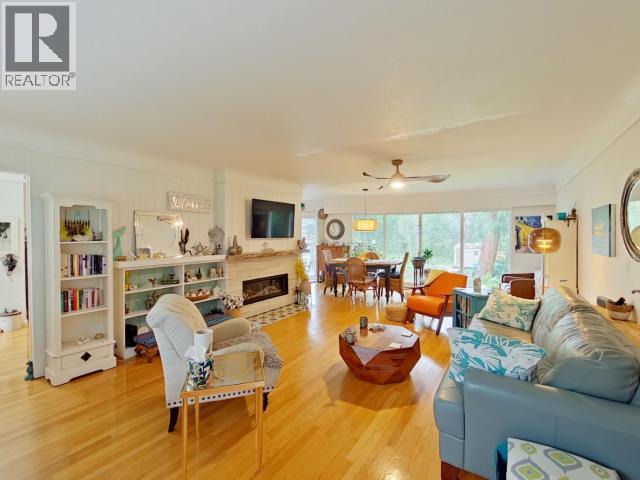 8013 CENTENNIAL DRIVE - 14