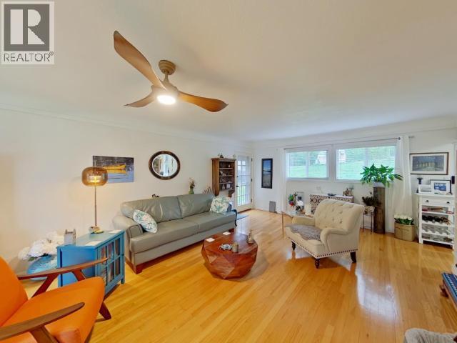 8013 CENTENNIAL DRIVE - 11