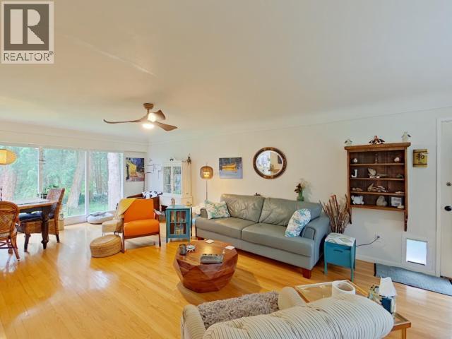 8013 CENTENNIAL DRIVE - 13