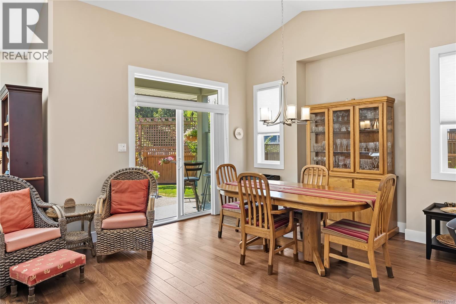 9846 Napier Pl, Chemainus