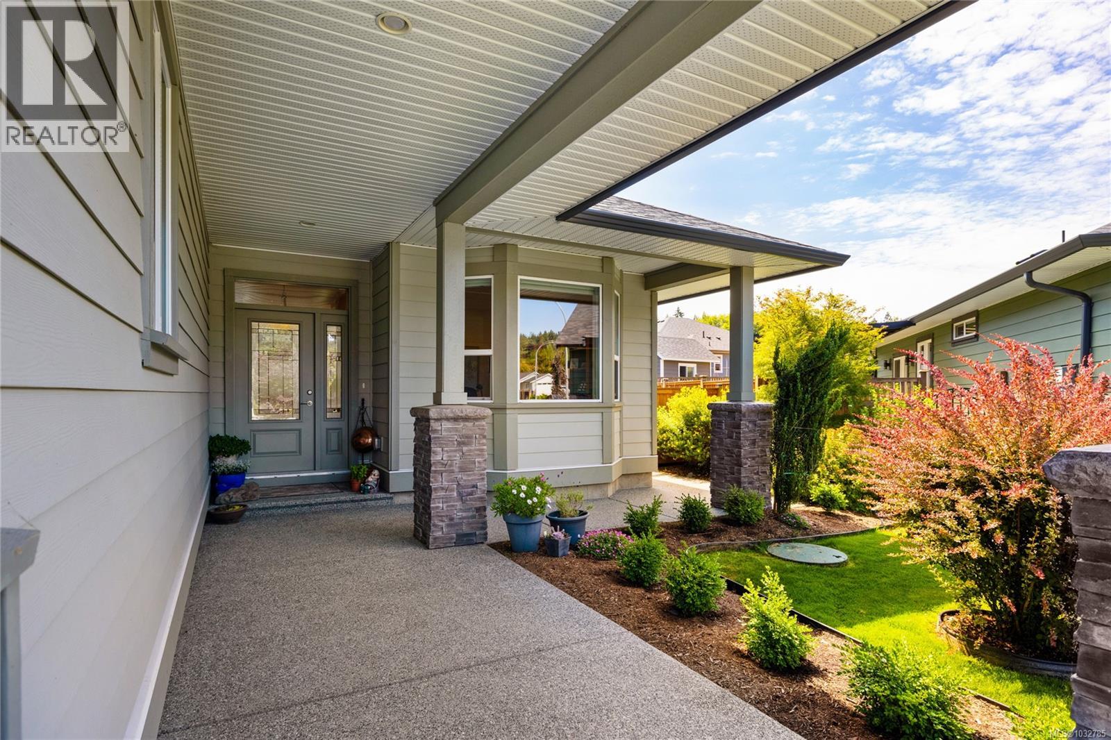 9846 Napier Pl, Chemainus