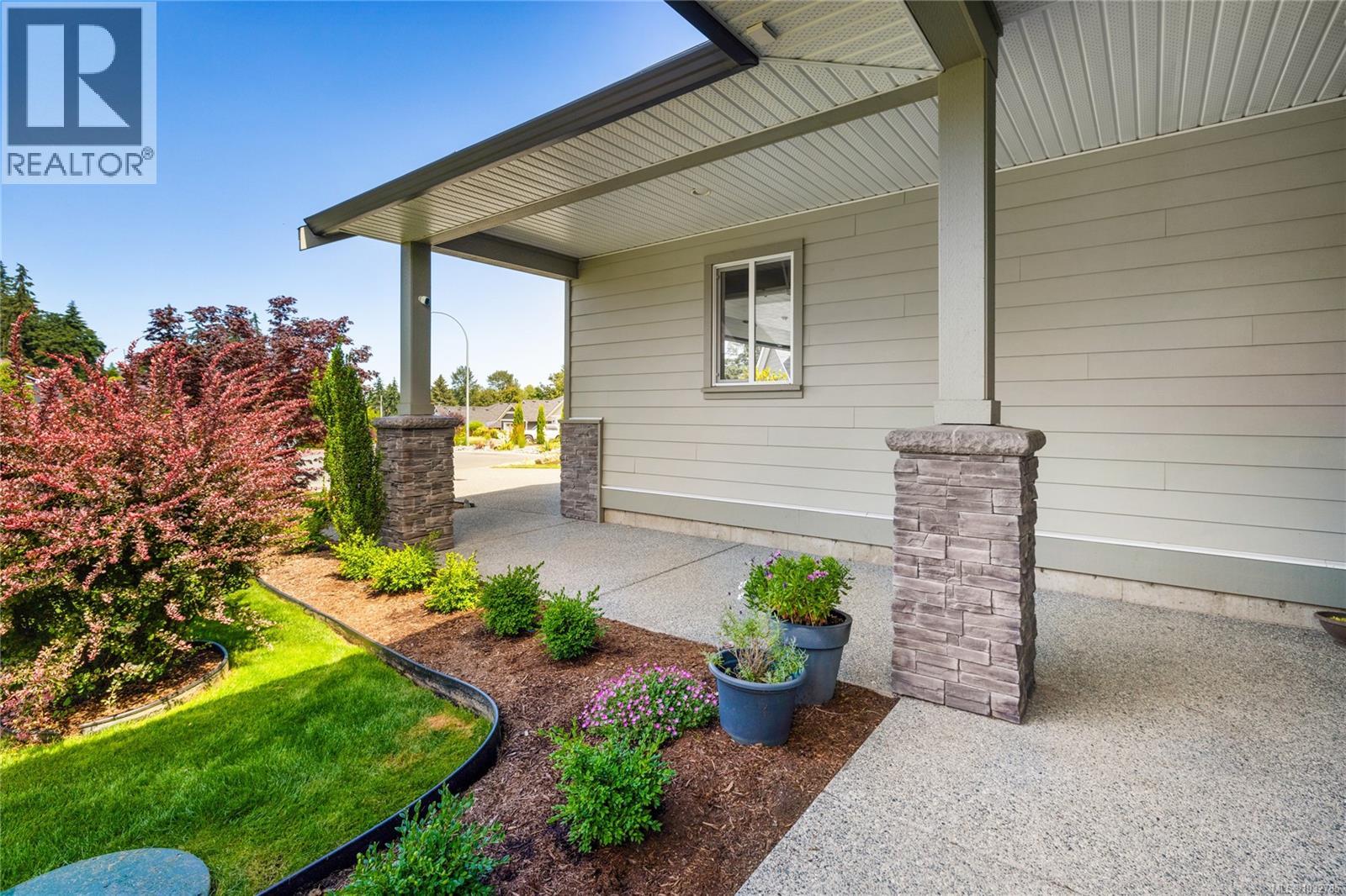 9846 Napier Pl, Chemainus