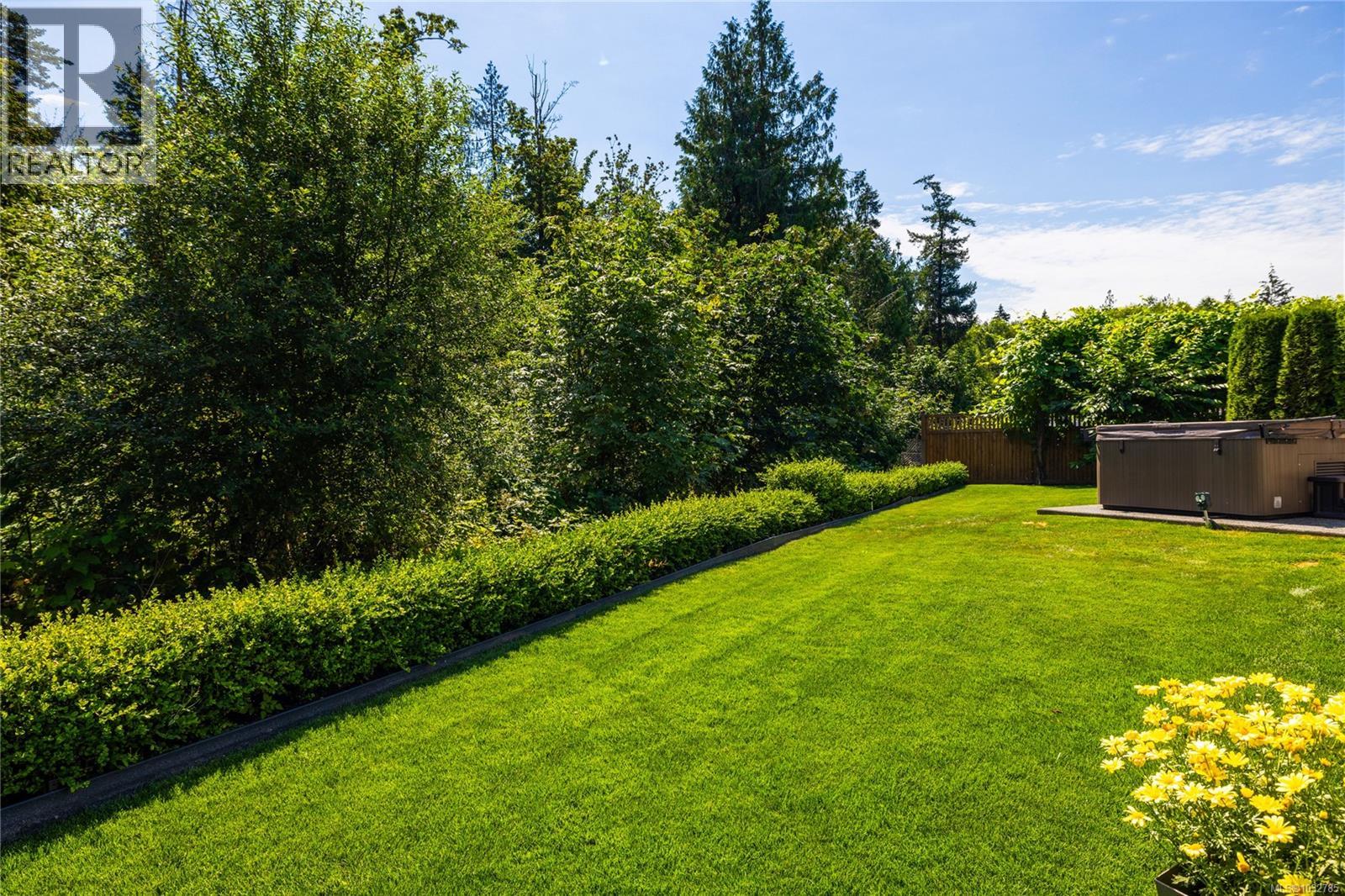 9846 Napier Pl, Chemainus