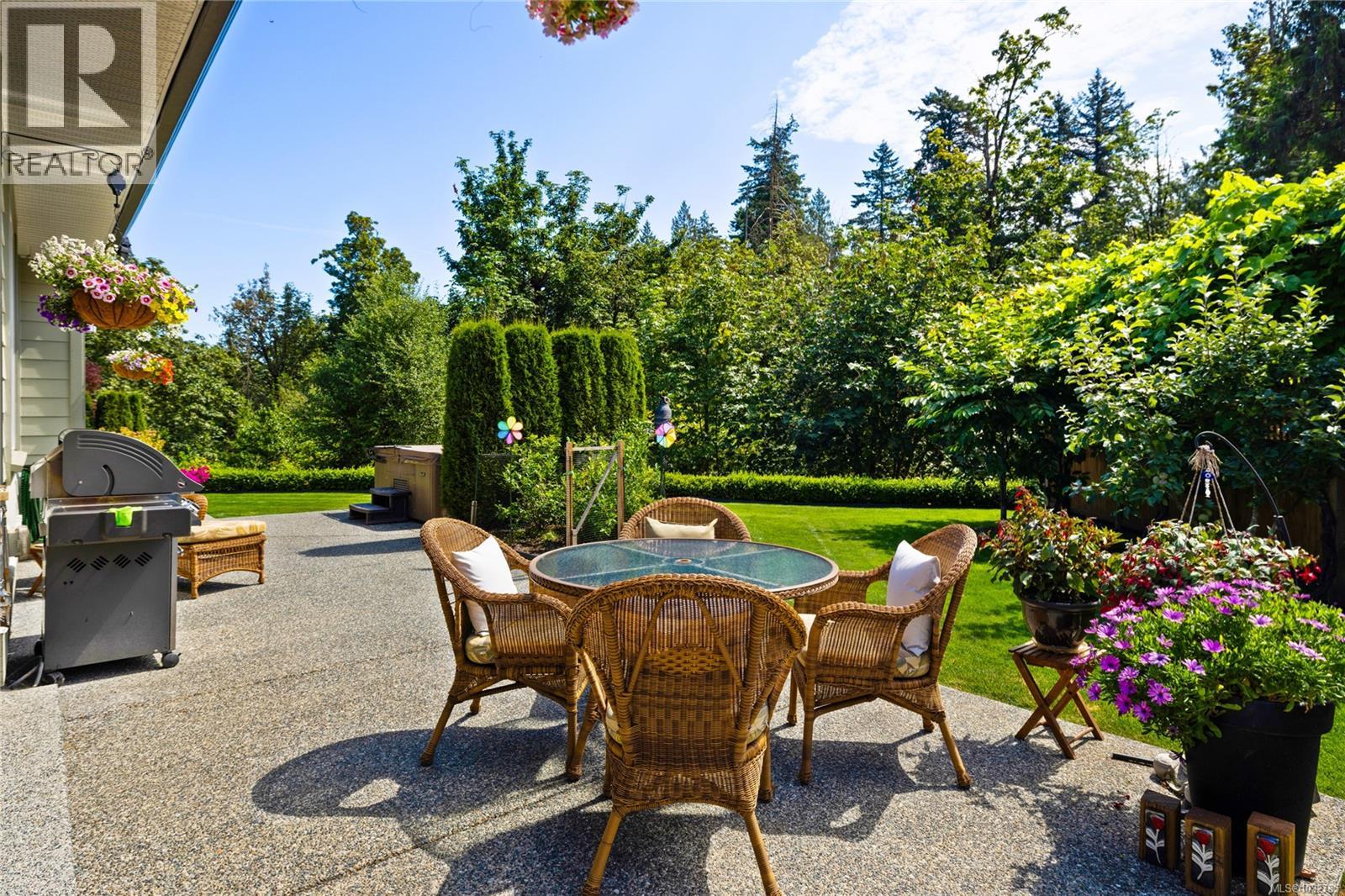9846 Napier Pl, Chemainus