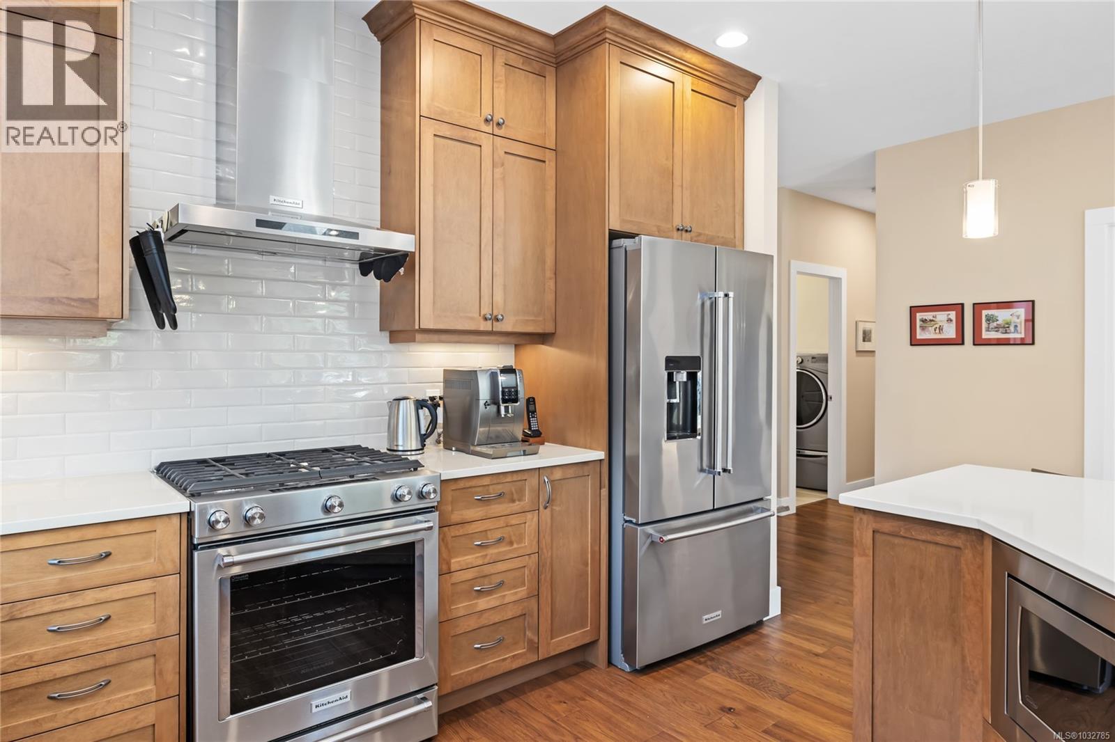 9846 Napier Pl, Chemainus