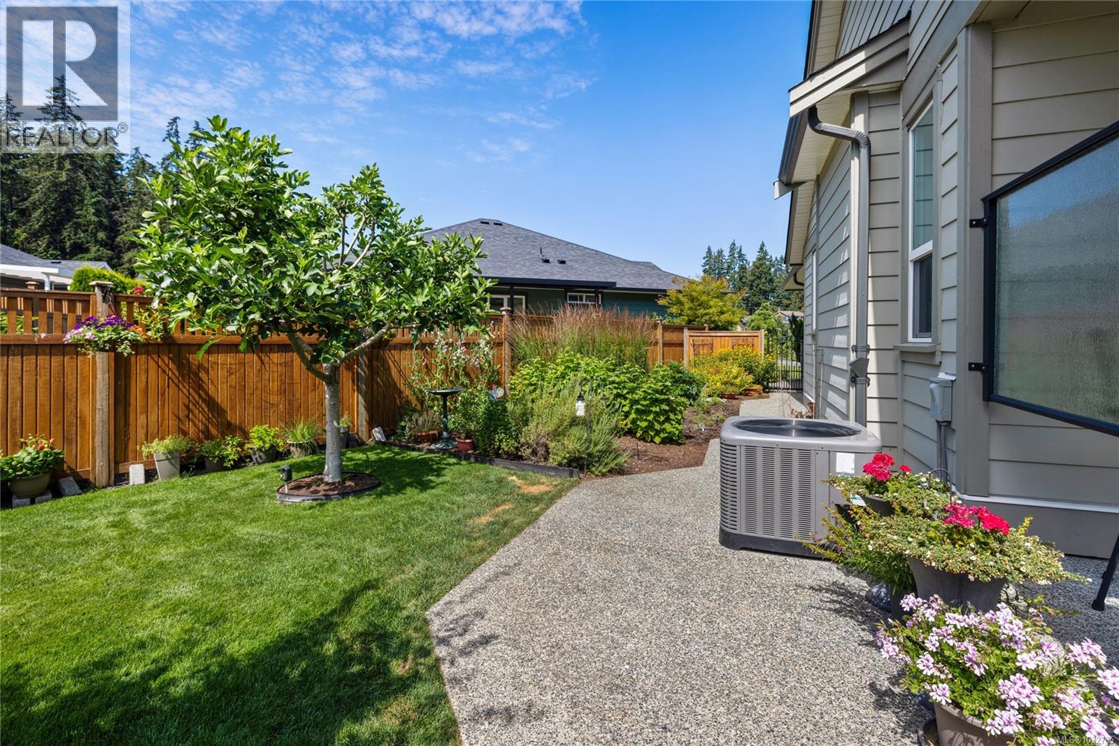 9846 Napier Pl, Chemainus