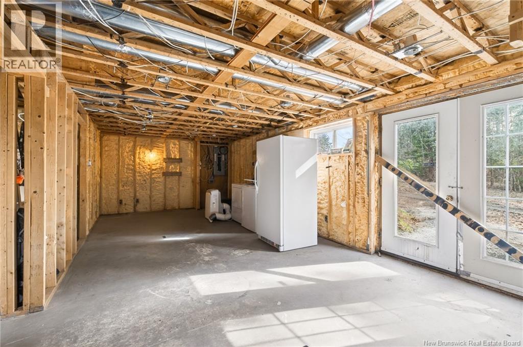 25 Bungay Road - 36