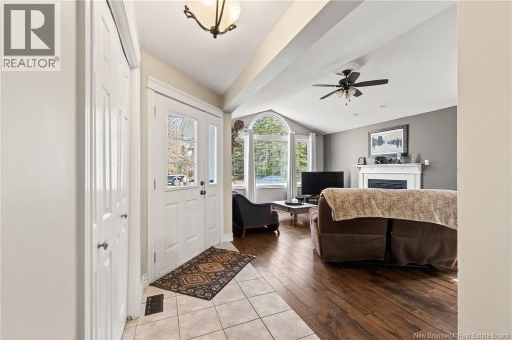 25 Bungay Road - 13