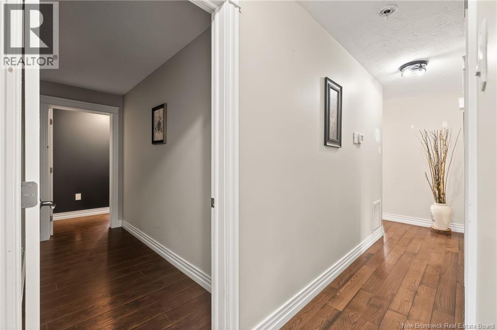 25 Bungay Road - 23