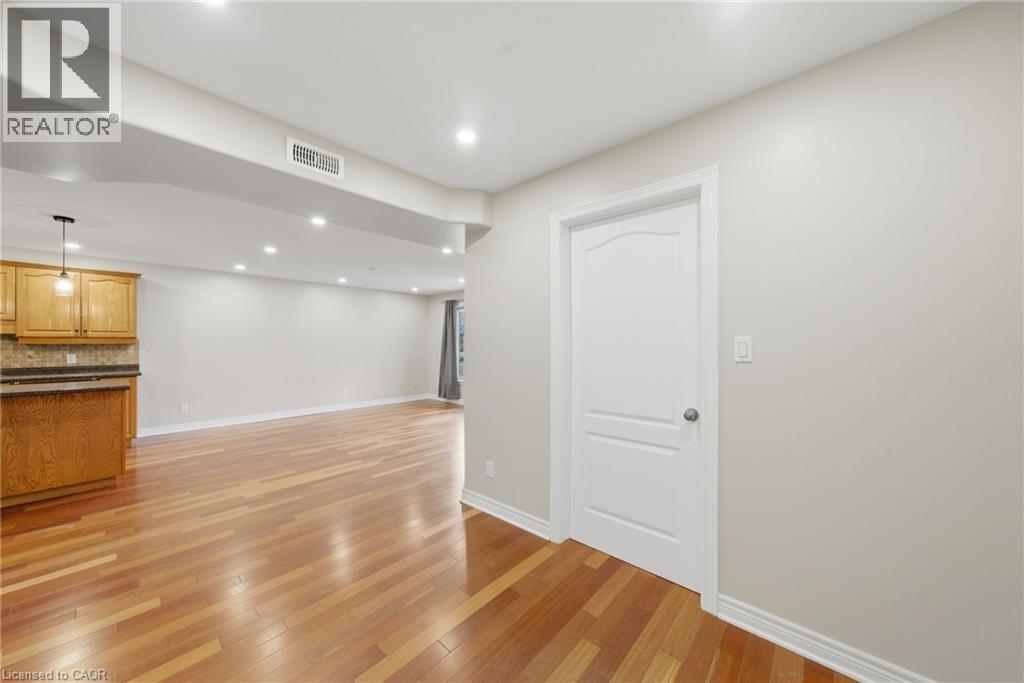 50 WHITLAW Way Unit# 102, Paris, Ontario, N3L4C3 — Photo 6