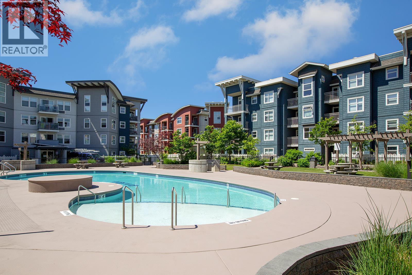 405 547 Yates Road, Kelowna