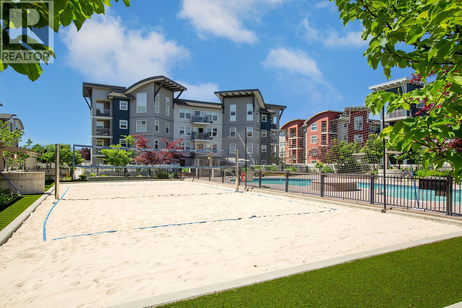 405 547 Yates Road, Kelowna