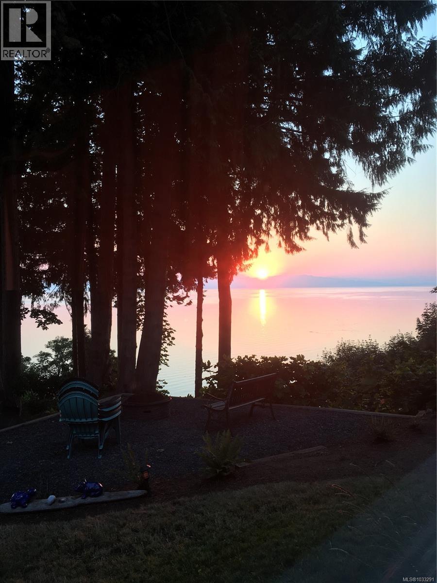 2519 Lasqueti Rd, Qualicum Beach