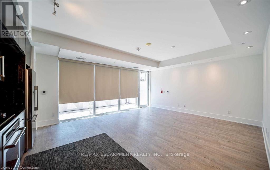 #120 80 VANAULEY STREET - 6