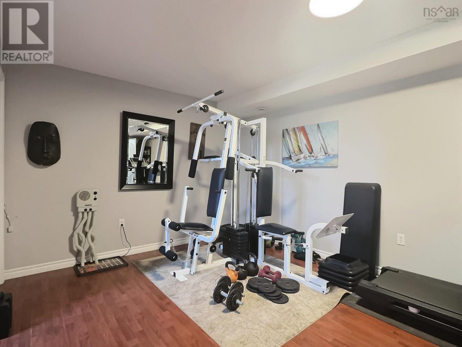 Property 15 of 21 of 1178 Highway 1