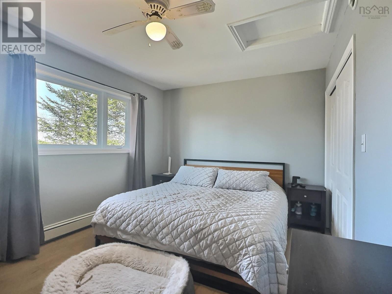 Property 11 of 21 of 1178 Highway 1